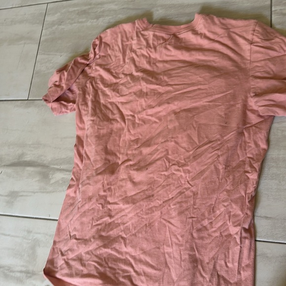 Nike pink shirt - Picture 2 of 3